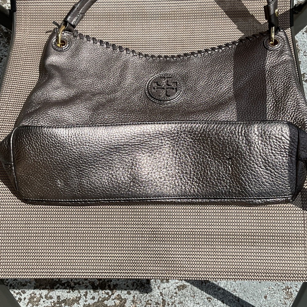 Tory Burch Metallic Hobo Bag leather - Picture 6 of 13